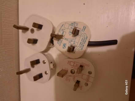 Photo of free 4 spare UK plugs (Maidenhead SL6) #1