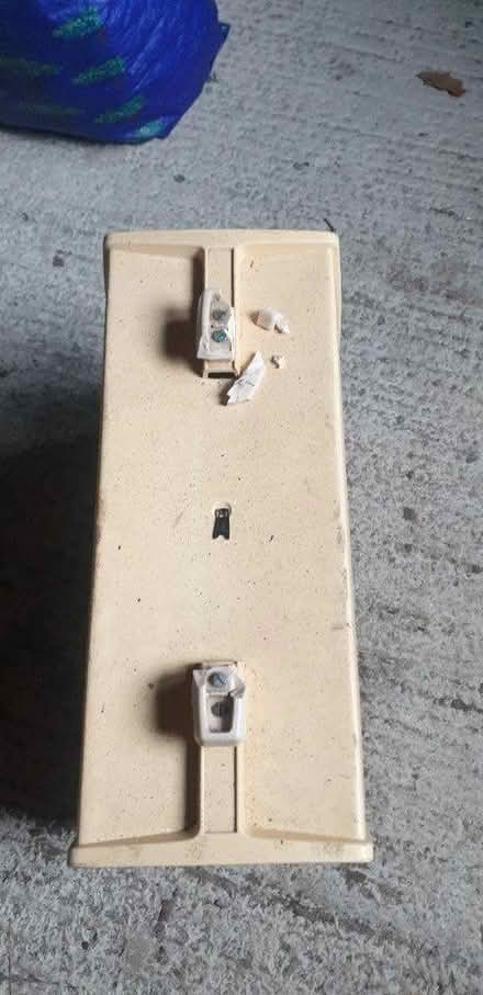 Photo of free Singer sewing machine (Upper arncott OX25) #3