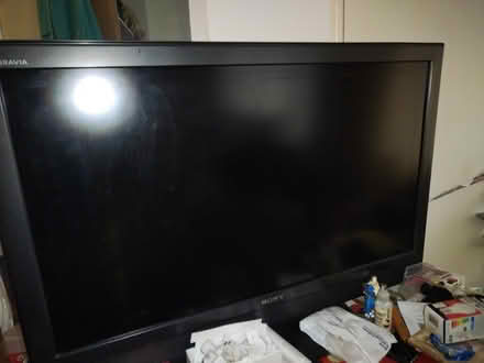 Photo of free Old Sony Bravia flat TV (Croydon) #1