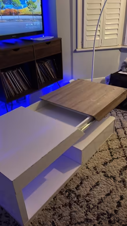 Photo of free Solid coffee table (Southwark) #4