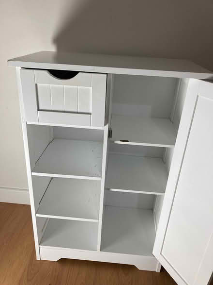 Photo of free Hall unit (Finstock OX7) #3