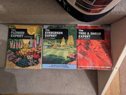 Photo of free Dr Hessayon Gardening Expert Books (Hartwood Green PR7) #1