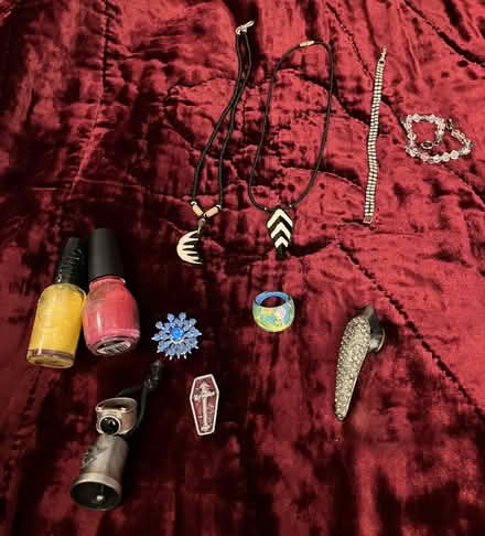 Photo of free Necklaces, rings, earrings, etc (Inman Square) #2