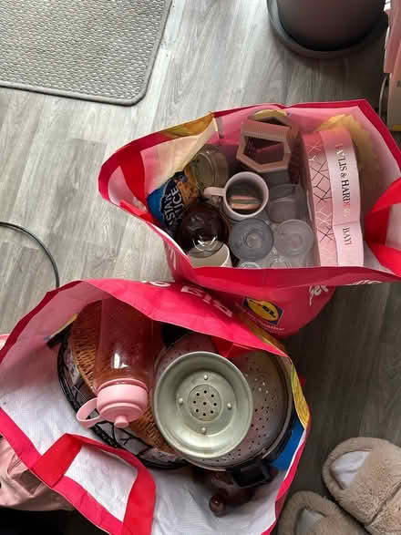 Photo of free Miscellaneous kitchen stuff (S6 Hillsborough) #1