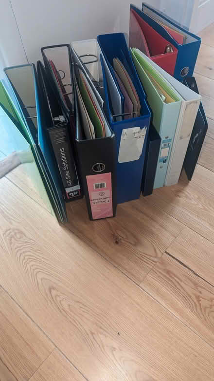 Photo of free A4 folders (SW16) #1