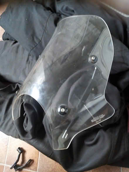 Photo of free Motorcycle fairing screen (Highbury N5) #3