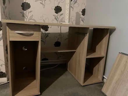 Photo of free Desk (Hailsham BN27) #3