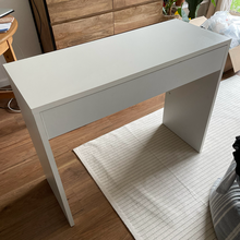 Photo of free White Desk with drawer (Balham, SW12) #1