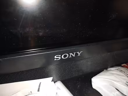 Photo of free Old Sony Bravia flat TV (Croydon) #2