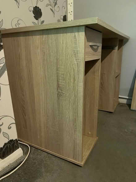 Photo of free Desk (Hailsham BN27) #1