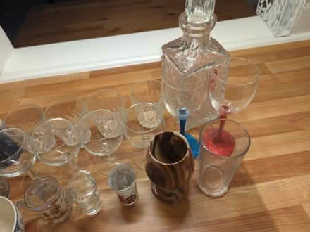 Photo of free Coffee mugs, cups, wine & champagne glasses, crystal carafe (Yate BS37) #1