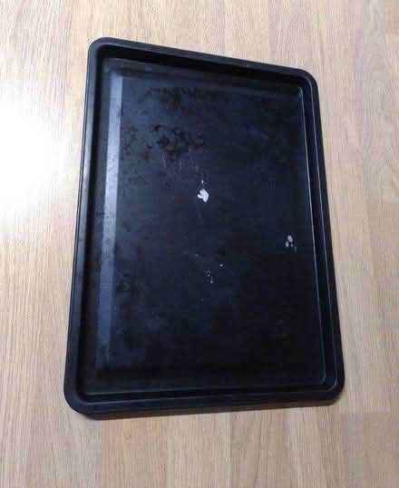 Photo of free Scratched tray (GU12 Ash Green) #1