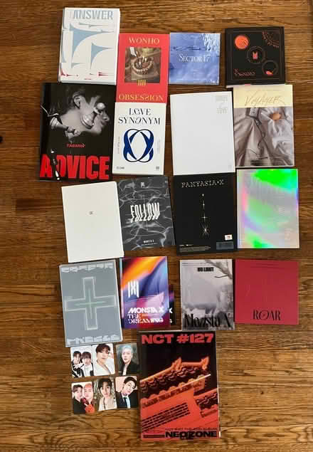Photo of free Monsta X/KPOP fan photo books (Maxwell Park) #1