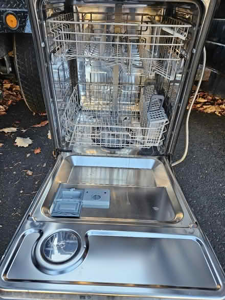 Photo of free Samsung dishwasher (Orland Park/Mokena, Illinois) #2