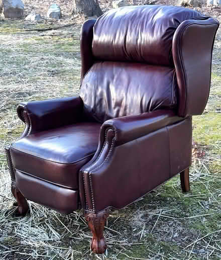 Photo of free Burgundy La-Z-Boy Recliner (Ulster Park) #4