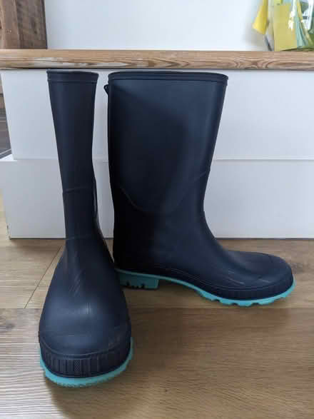 Photo of free Size 4 wellies (Woodmancote GL11) #1