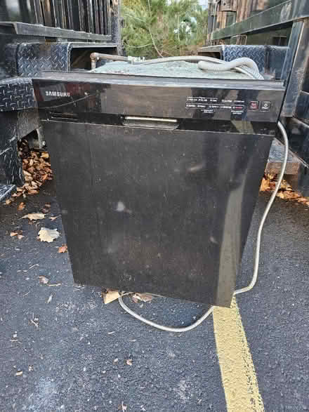Photo of free Samsung dishwasher (Orland Park/Mokena, Illinois) #1
