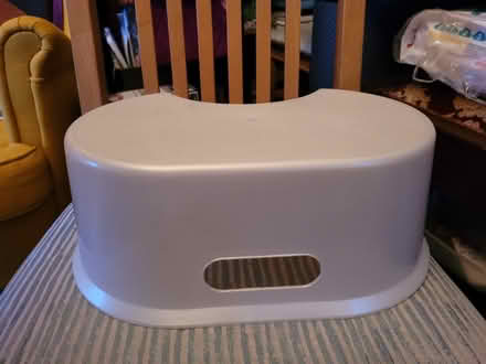 Photo of free Children's step/stool for bathroom (Yardley, B25) #2