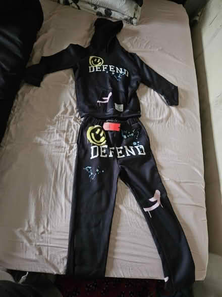 Photo of free New boys tracksuit (Snape IP17) #1