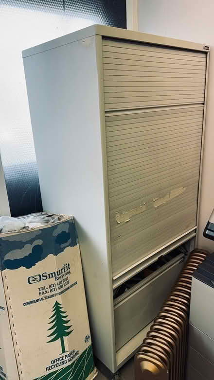 Photo of free Storage unit / shelf (Dublin 1) #1