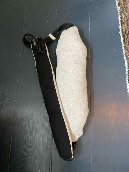 Photo of free Breastfeeding sling (Seven Dials BN1) #2