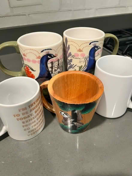 Photo of free Coffee & tea mugs (dumbo) #1