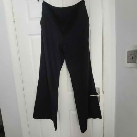 Photo of free Women's trousers 18 Long (Ribbleton PR1) #1