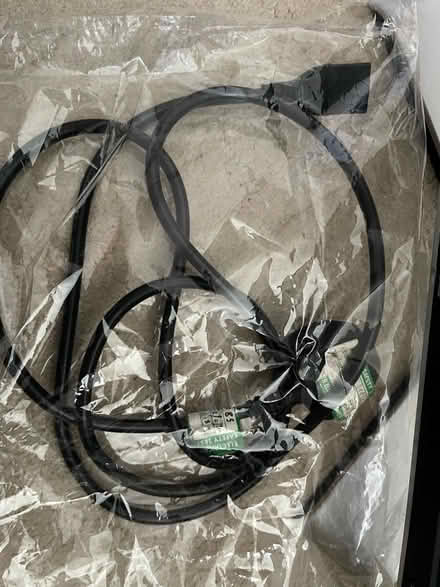 Photo of free Dell monitor (West Hampstead NW6) #4