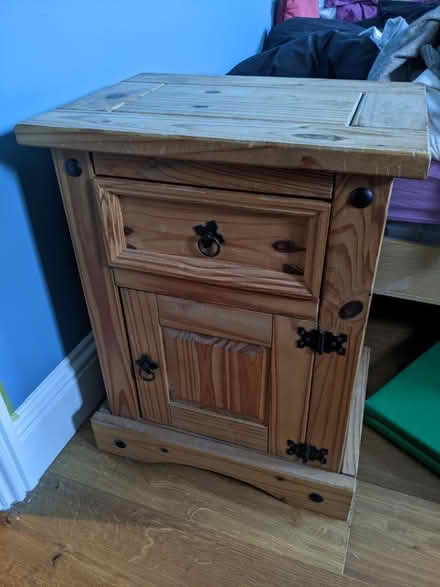 Photo of free 2x wooden nightstands (SE13 Hither Green) #1