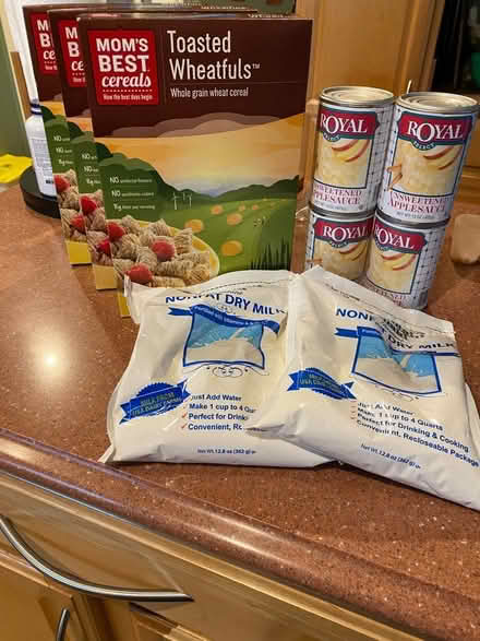 Photo of free Applesauce Drymilk Cereal (Carson 90745) #1