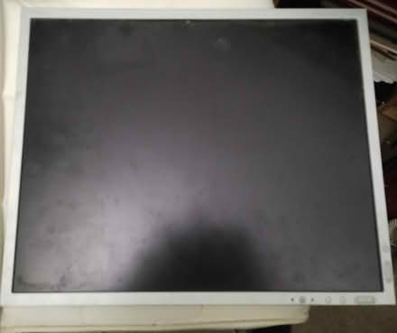 Photo of free 2 * 19 inch multi sync monitors (Hatfield, AL10) #1