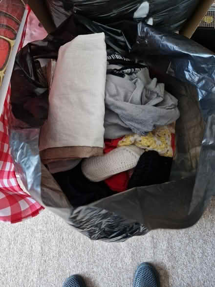 Photo of free Clothes , blanket, cushions , duvet (Luton, Stopsley) #1