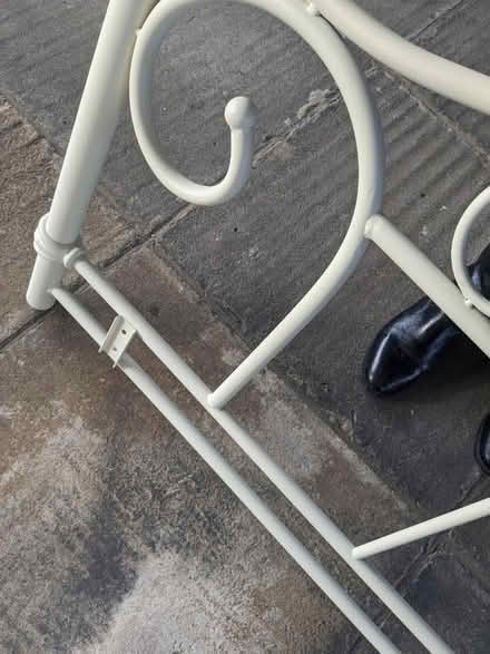 Photo of free Metal headboard double (W2 Lancaster Gate) #4