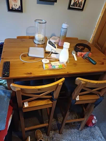 Photo of free Table and 4 stolls (Wolverhampton) #1