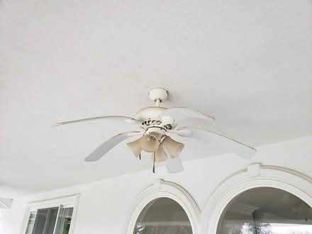 Photo of free 6 white ceiling fans (East oakdale) #1