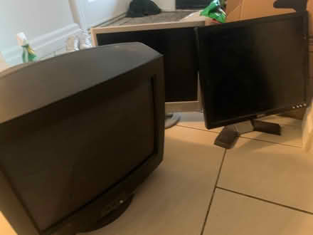 Photo of free Monitors (Victoria Hills) #1