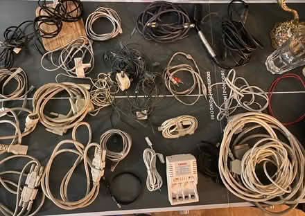 Photo of free Various cables (N16) #1
