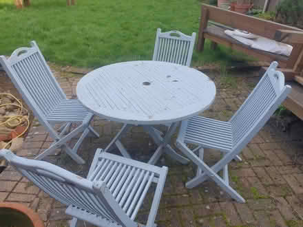 Photo of free outdoor table and chairs (CM21, Sawbridgeworth) #1