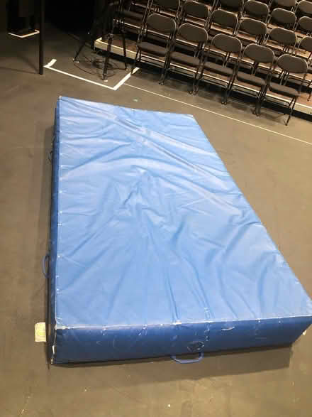 Photo of free 2 Gym Crash Mats (Swiss Cottage) #2