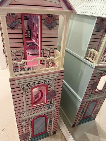 Photo of free Wooden dolls house/ bookcase (Cheam) #3