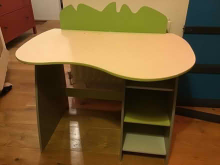 Photo of free Small child’s desk (Sutton Courtenay OX14) #1