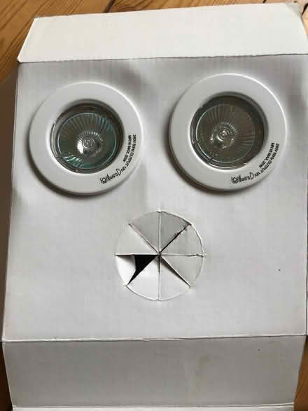 Photo of free Ceiling spotlights (Ram Corner GU1) #2