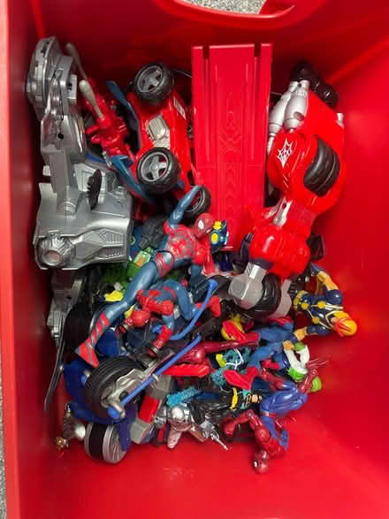 Photo of free Box of superhero figures & toys (NE30) #1