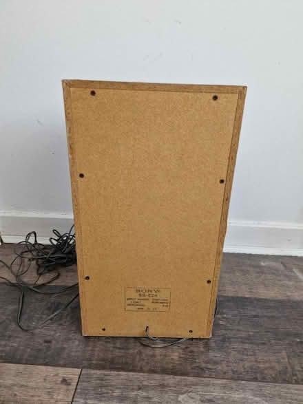 Photo of free Single Sony Speaker (CR0) #2