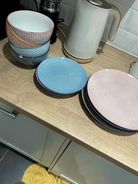 Photo of free Bowl and plates set (L15) #1
