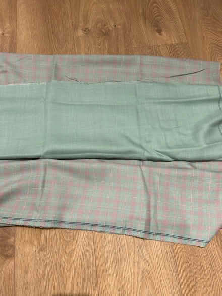Photo of free Plaid and plain fabric (HP4) #1