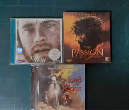 Photo of free DYDs and Blu-rays (Jurong) #1
