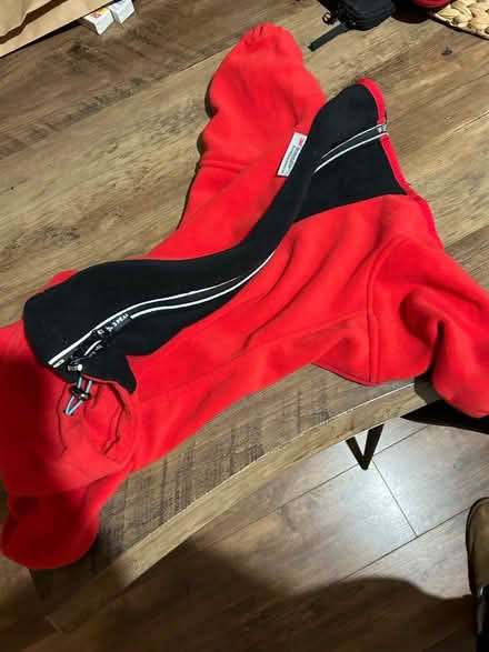 Photo of free Three peaks dog fleece medium (L15) #2