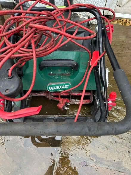 Photo of free Lawn mover - parts or repair (Ashurst Wood RH19) #3