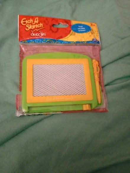 Photo of free Mini etch a sketch (Ringoes) #1